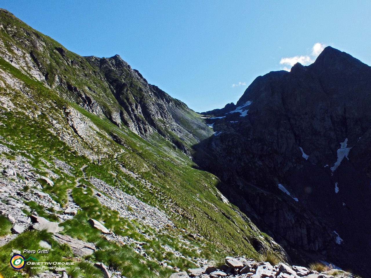 15 Il sentiero 253  per il Passo di Cigola.JPG